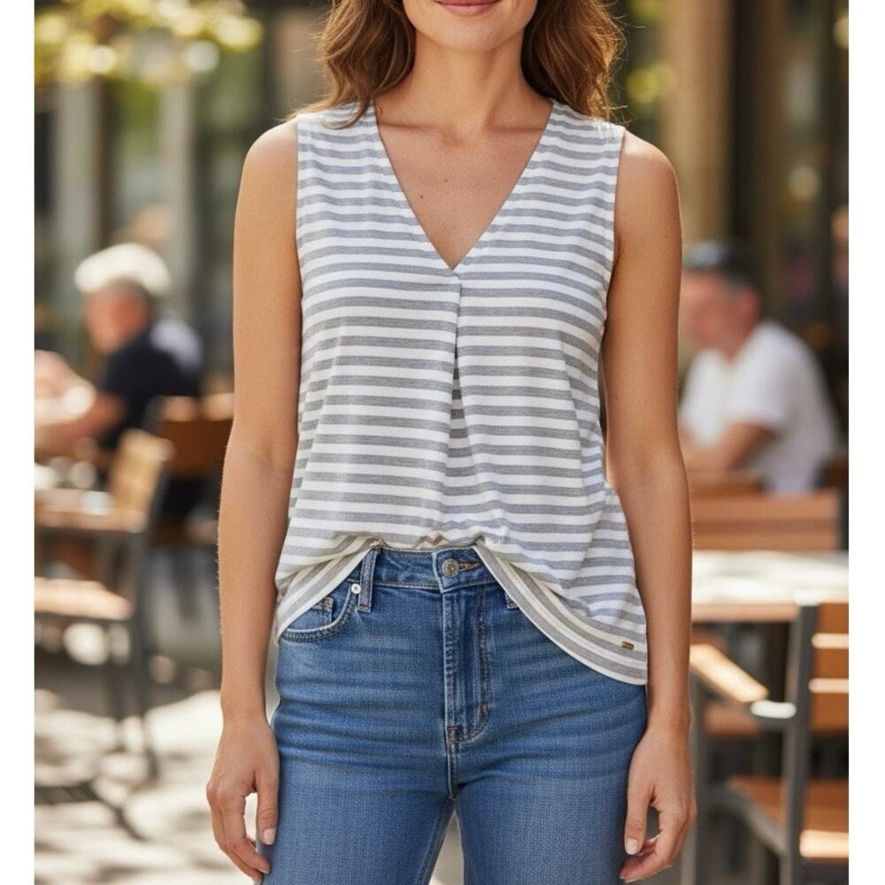 Tommy Hilfiger Striped V-Neck Tank Top L Grey White Pleated Front Summer Coastal - Picture 12 of 12